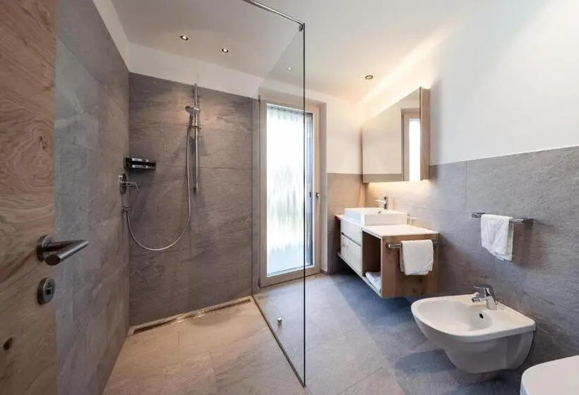 1 Bedroom Premium Apartment Mountain View, B&b Boutiquehotel Clara