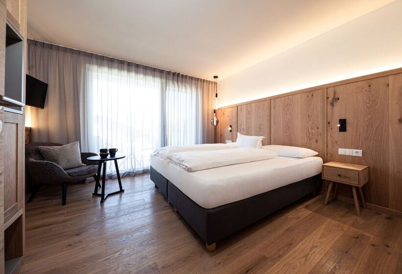 استوديو سوبيريور إطلالة على الجبل, B&b Boutiquehotel Clara