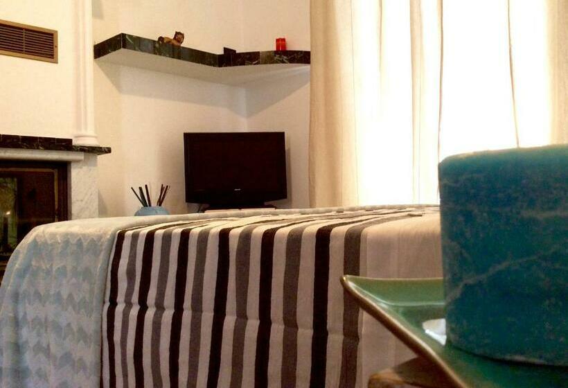 带阳台的三人标准间, B&b Giù Le Stelle