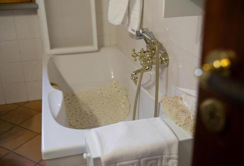 غرفة قياسية, B&b Villa Il Noce