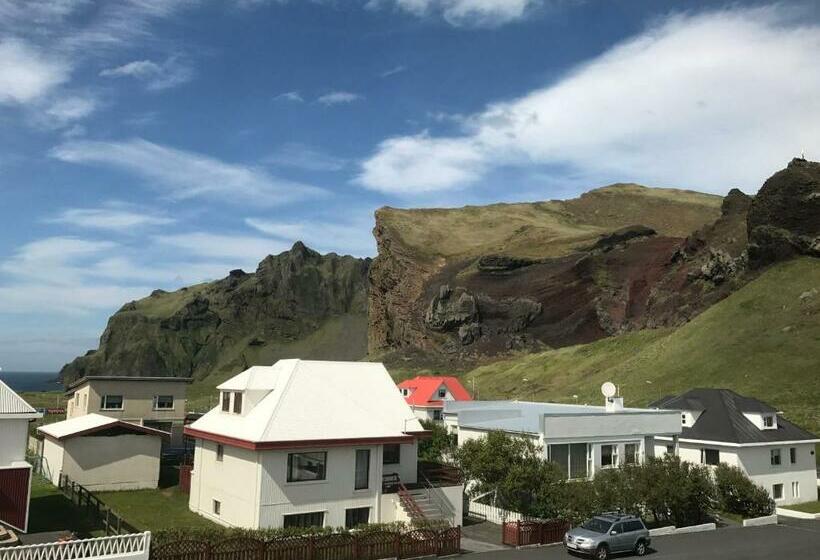 2 Bedroom Apartment, Guesthouse árný