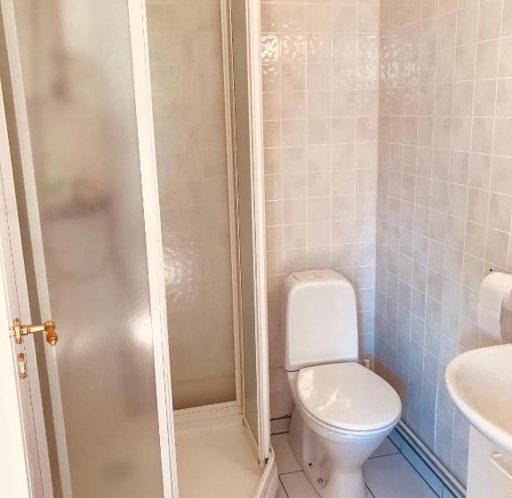 2 Bedroom Apartment, Guesthouse árný