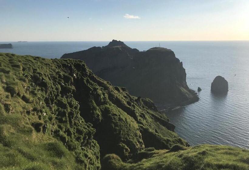 Standard Cuadruple Room Shared Bathroom, Guesthouse árný