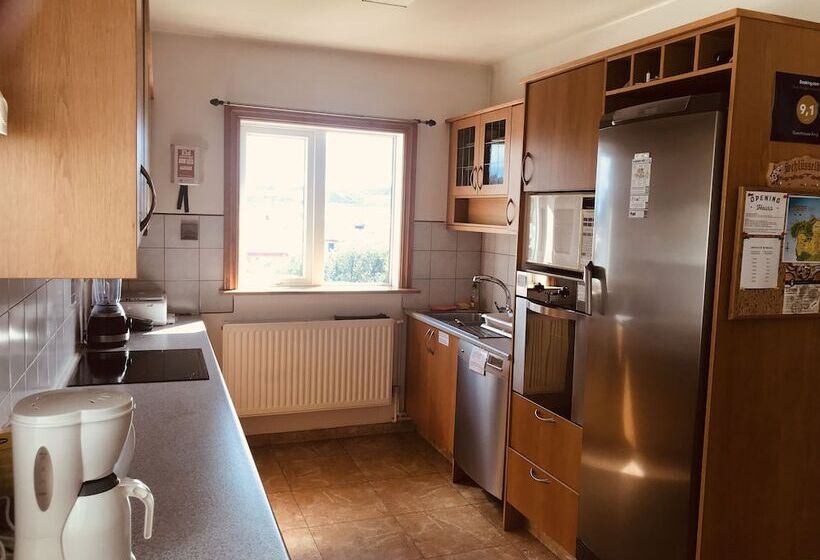 Standard Triple Room Shared Bathroom, Guesthouse árný