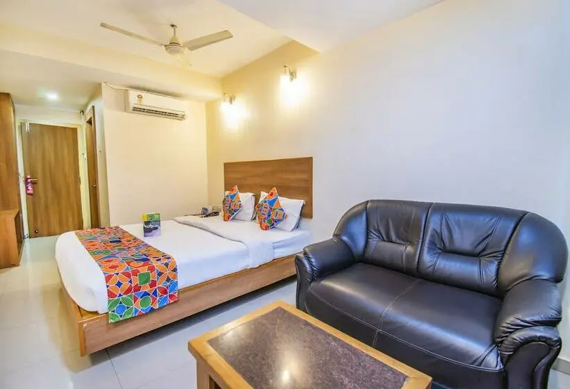 デラックスルーム, Fabhotel Jansi Deluxe   Nr Gandhipuram Bus Stand