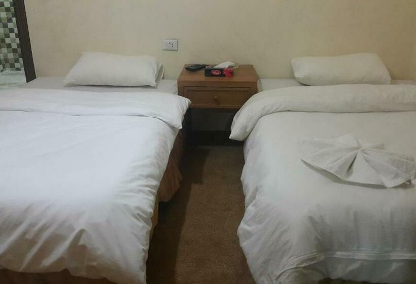 اتاق استاندارد, Alhouriat