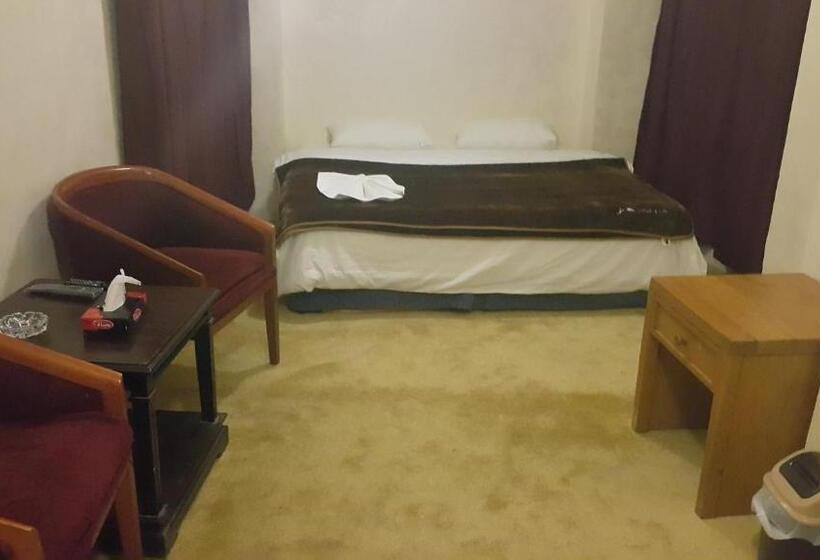 اتاق استاندارد, Alhouriat