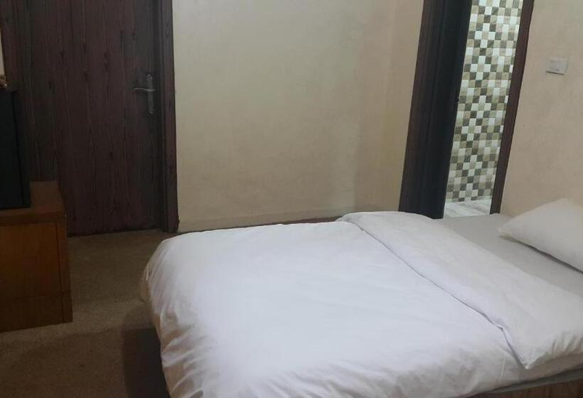اتاق استاندارد یک نفره, Alhouriat