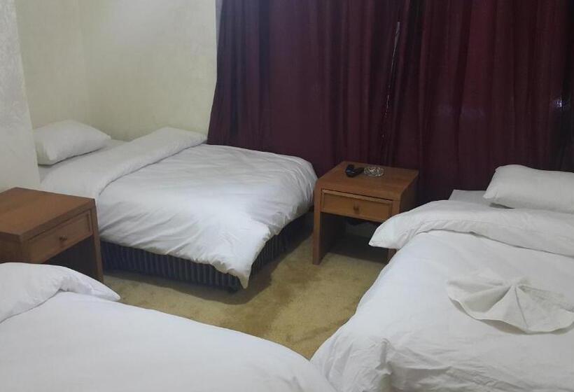 اتاق استاندارد چهار تخته, Alhouriat