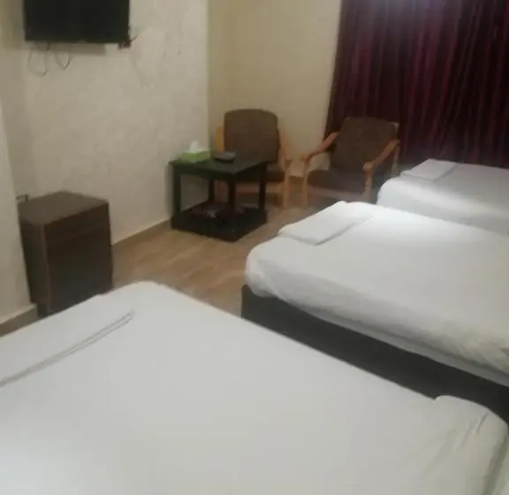 Deluxe Suite King Bed, Alhouriat