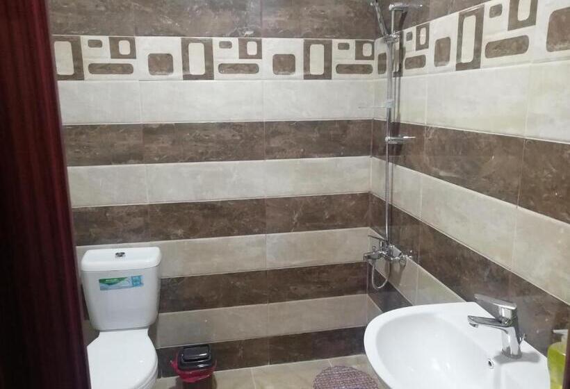 اتاق کلاسیک چهارنفره, Alhouriat