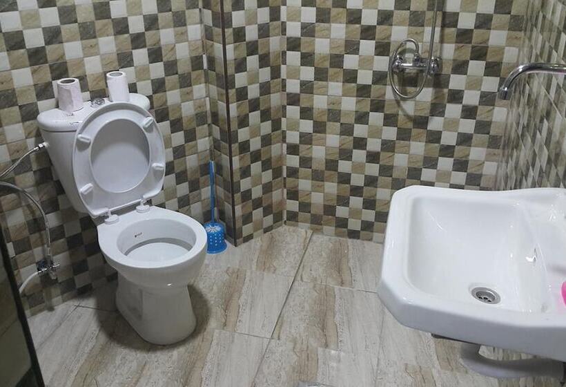 اتاق عادی با تخت دوبل, Alhouriat