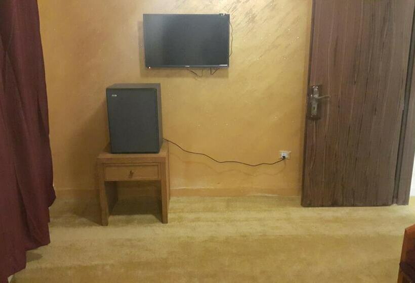 اتاق عادی با تخت دوبل, Alhouriat