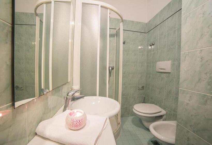 Standardzimmer mit Balkon, Augusta