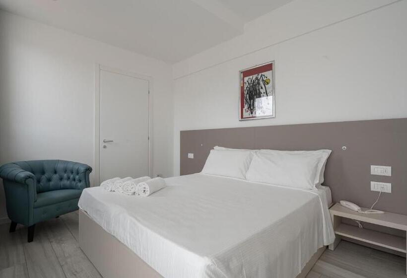 디럭스 룸 측면 바다 전망, Boston 3 Stelle Superior Frontemare