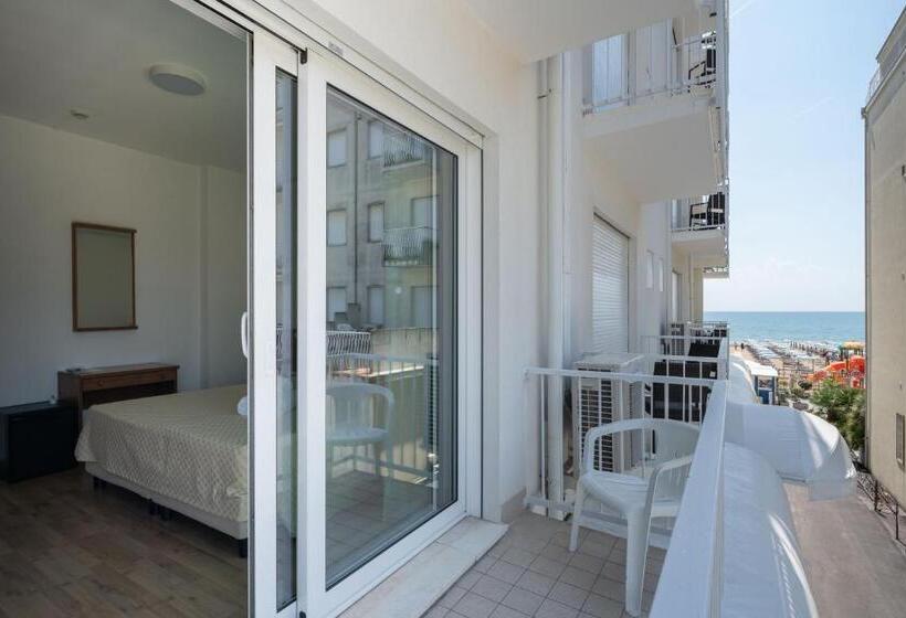 스탠다드 룸 측면 바다 전망, Boston 3 Stelle Superior Frontemare