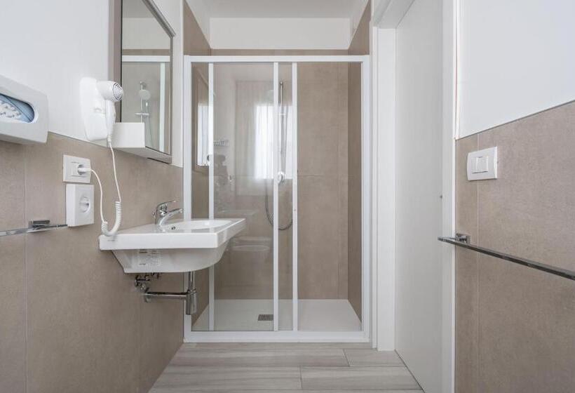 디럭스 룸 측면 바다 전망, Boston 3 Stelle Superior Frontemare