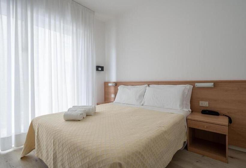 스탠다드 룸 측면 바다 전망, Boston 3 Stelle Superior Frontemare