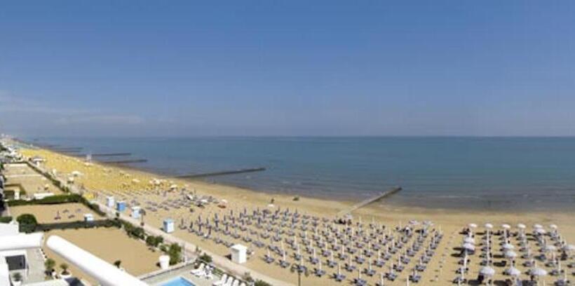 Deniz Manzaralı Delüks Oda, Condor