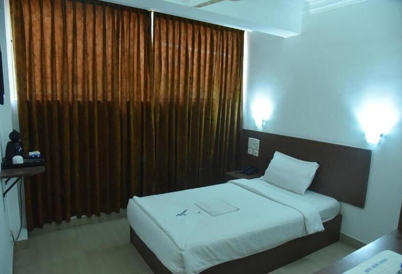 싱글 디럭스 룸, Emporium