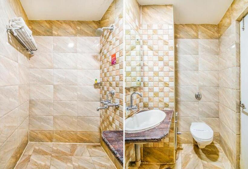 Tripla Executive, Fabhotel Jansi Deluxe Nr Gandhipuram Bus Stand