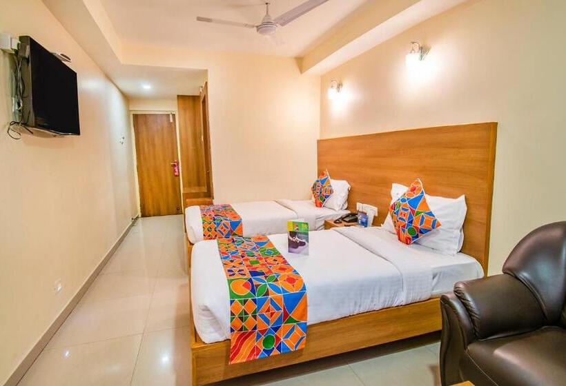 Tripla Executive, Fabhotel Jansi Deluxe Nr Gandhipuram Bus Stand
