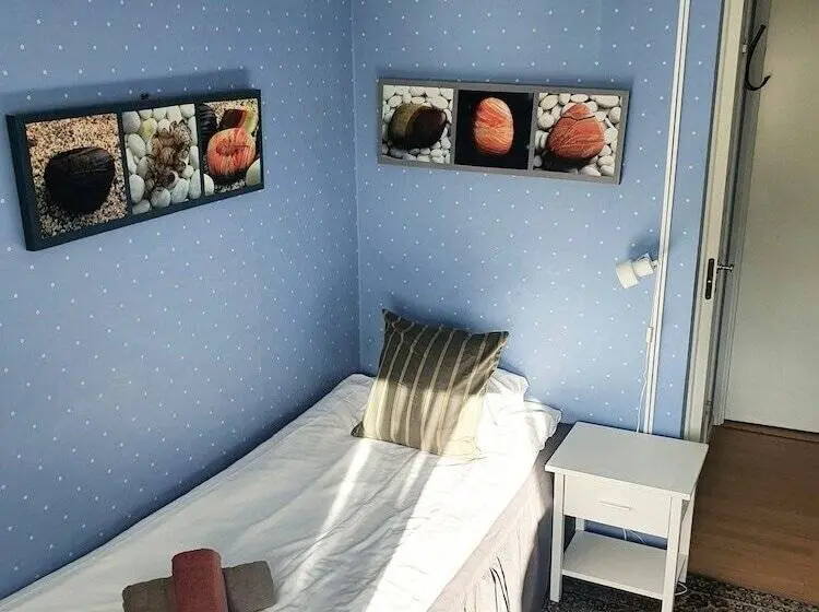 Chambre Standard Individuelle, Gits Gard
