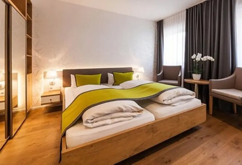 Standard Room, Restaurant Hansjakob