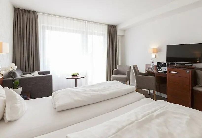 Standard Room with Terrace, Restaurant Hansjakob