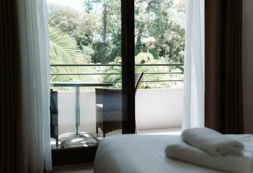 スタンダードルーム, Hôtel Les Fougères   Hossegor