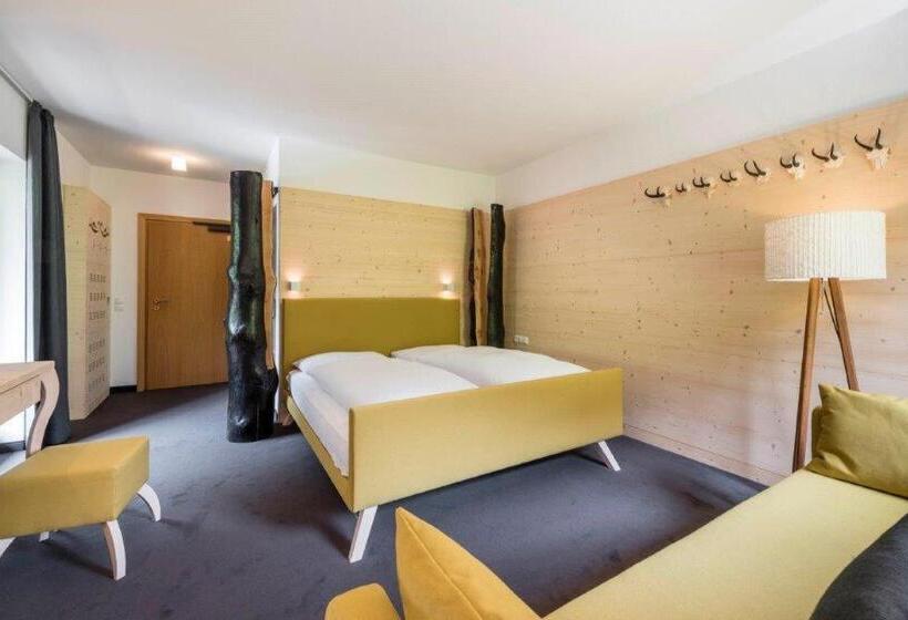 غرفة سوبيريور ثلاثية, Jaufentalerhof