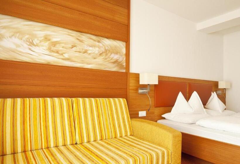 Номер Superior с Балконом, Lechner