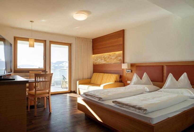 Номер Superior с Балконом, Lechner