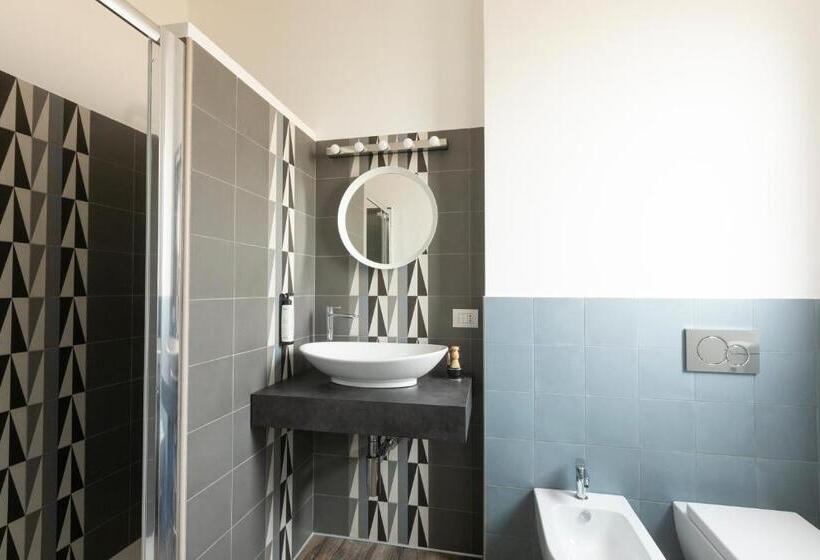 اتاق استاندارد سه نفره, Miceli  Civico 50