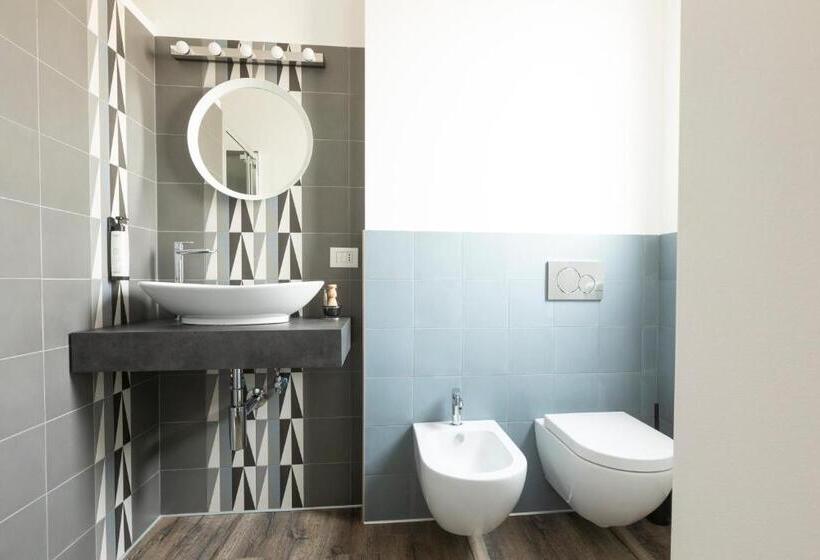 اتاق استاندارد سه نفره, Miceli  Civico 50