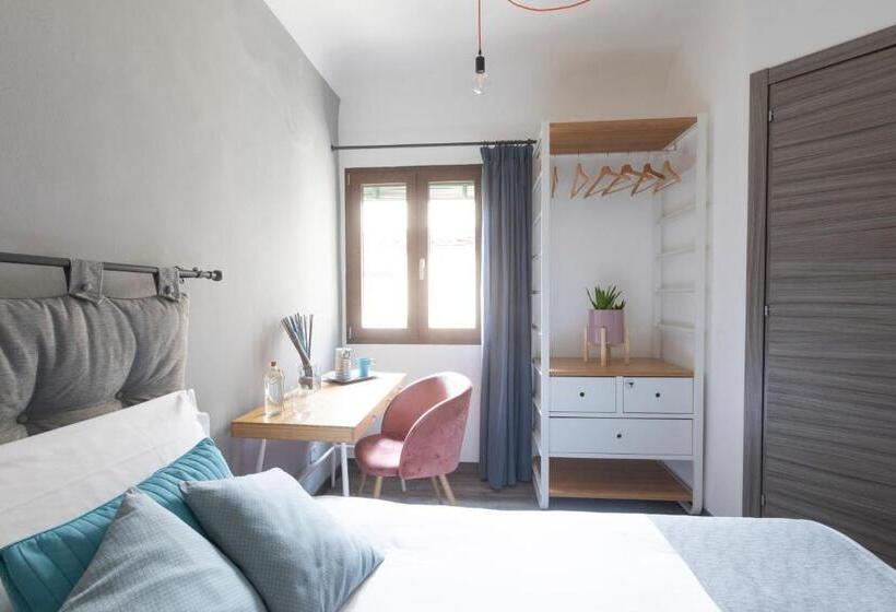 اتاق استاندارد یک نفره, Miceli  Civico 50