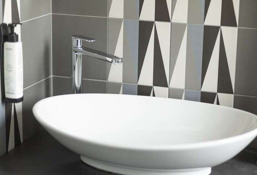 اتاق استاندارد یک نفره, Miceli  Civico 50