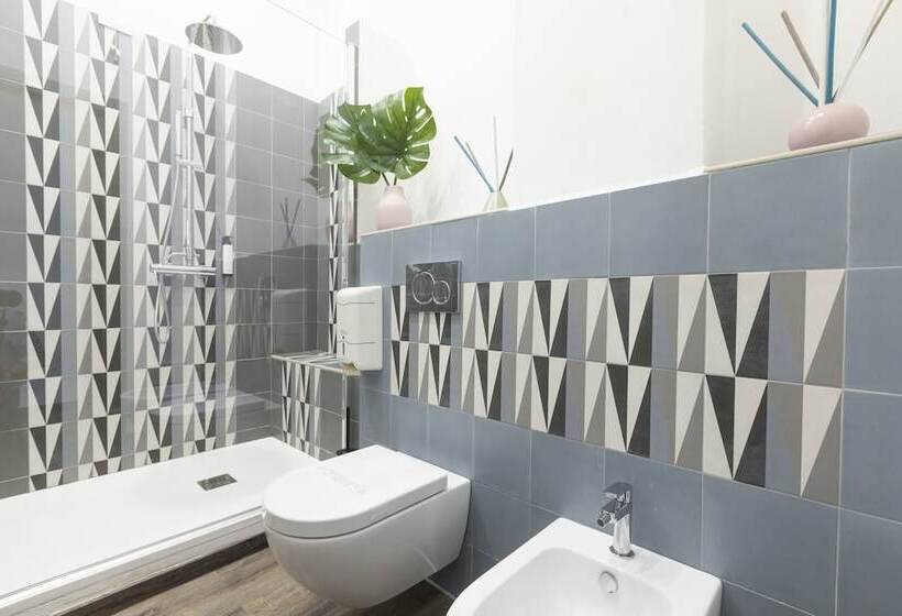 اتاق سوپریور, Miceli  Civico 50