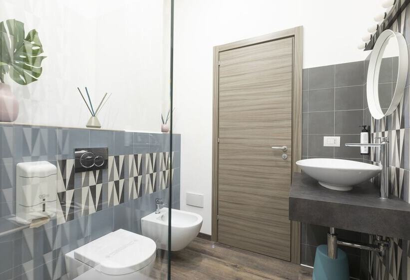 اتاق سوپریور, Miceli  Civico 50