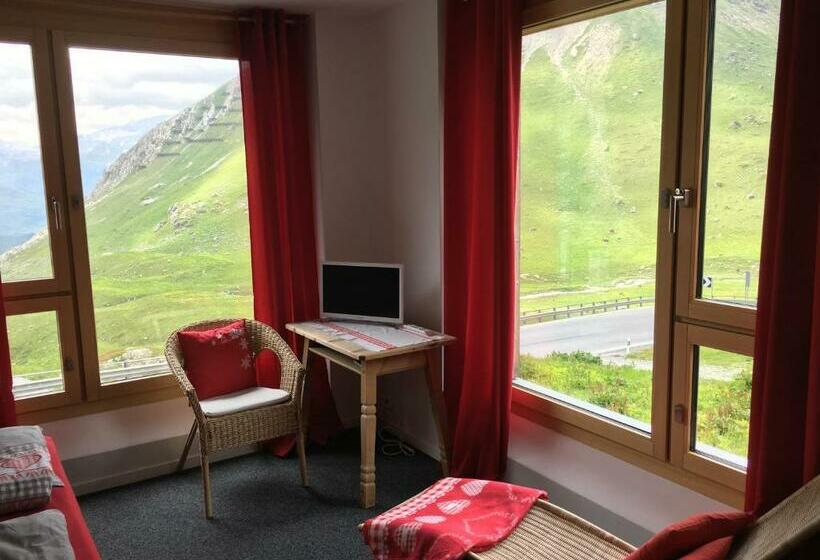 غرفة قياسية, Ospizio La Veduta