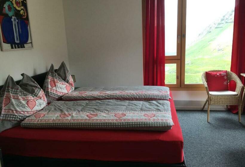 غرفة قياسية, Ospizio La Veduta