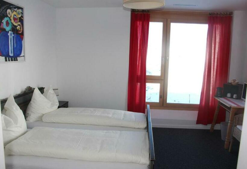 غرفة قياسية, Ospizio La Veduta