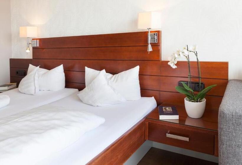 テラス付きスタンダードルーム, Restaurant Hansjakob