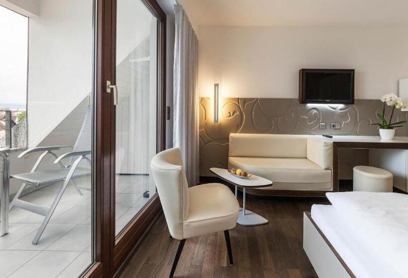 バルコニー付きスタンダードルーム, Restaurant Hansjakob