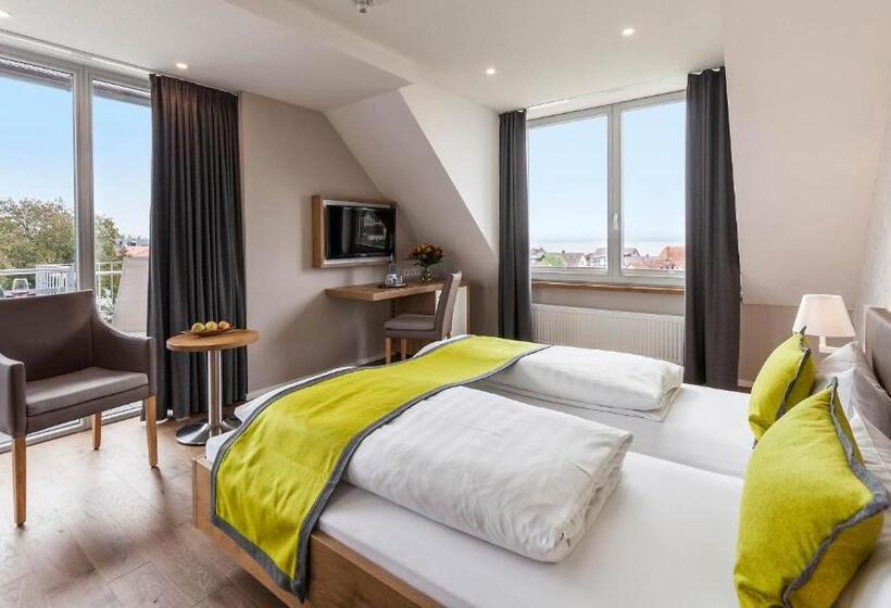 レイクビュースタンダードルーム, Restaurant Hansjakob