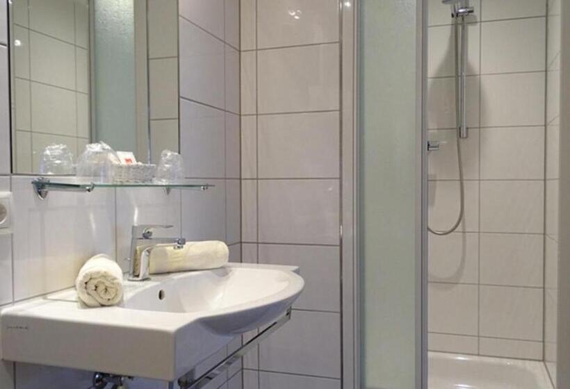 غرفة أساسية, Vallüla