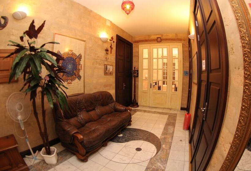 Cameră Deluxe, Orpheus Hostel