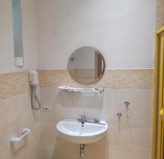 Трехместный Номер Deluxe Вид на Море, Villa Adele Ponza