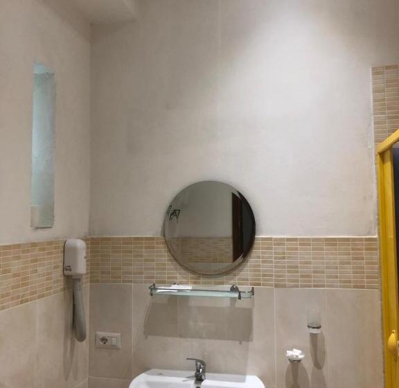 Трехместный Номер Deluxe Вид на Море, Villa Adele Ponza