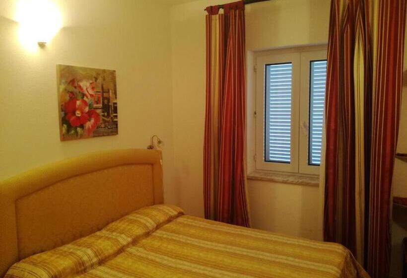 带海景的标准房, Villa Adele Ponza